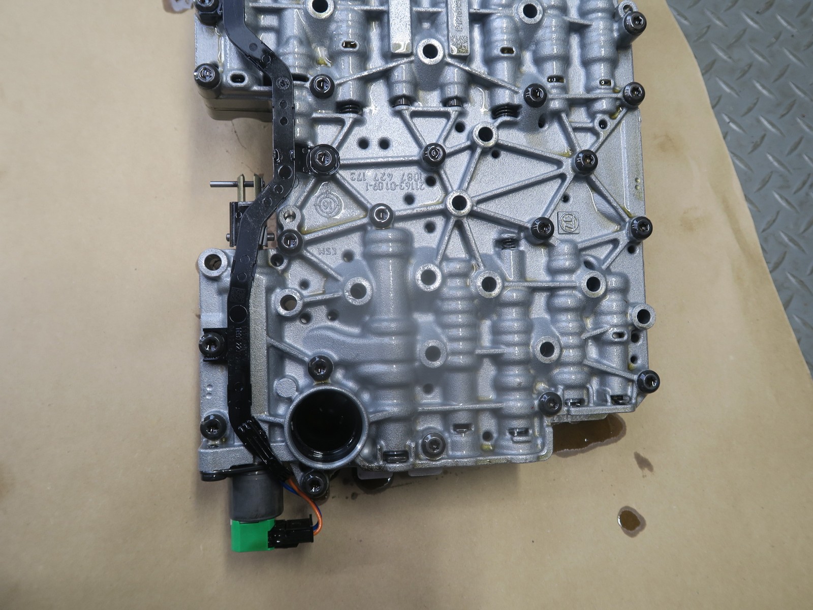 Maserati Ghibli 2014-2019 Valve body