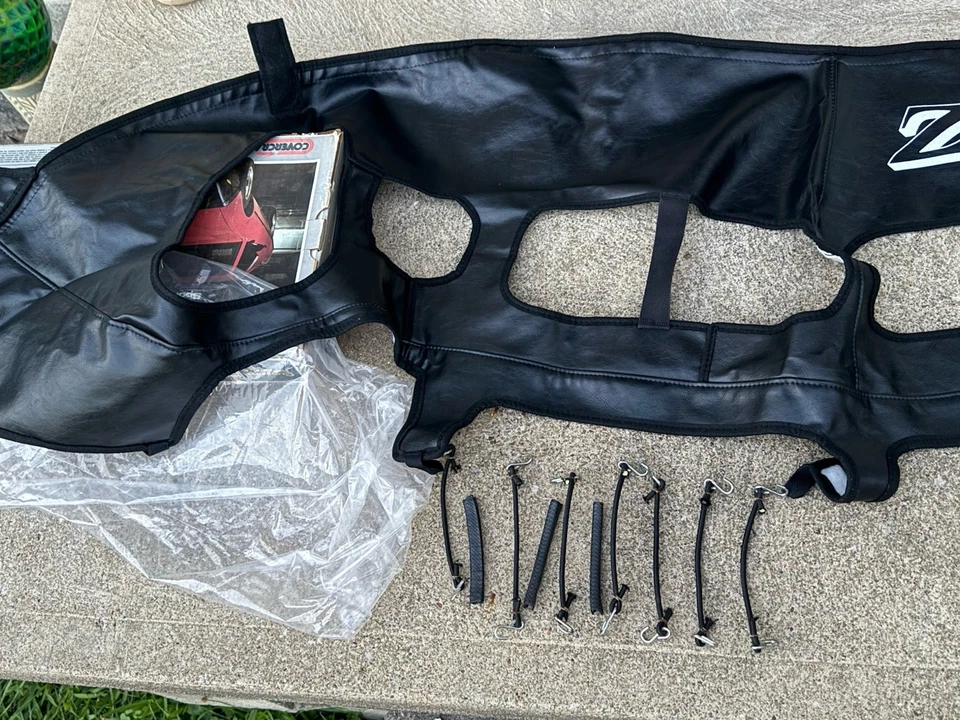 Vintage Covercraft 1979-1981 Chevy Camaro Z28 Car Mask NOS Front End Cover - Image 3 of 4