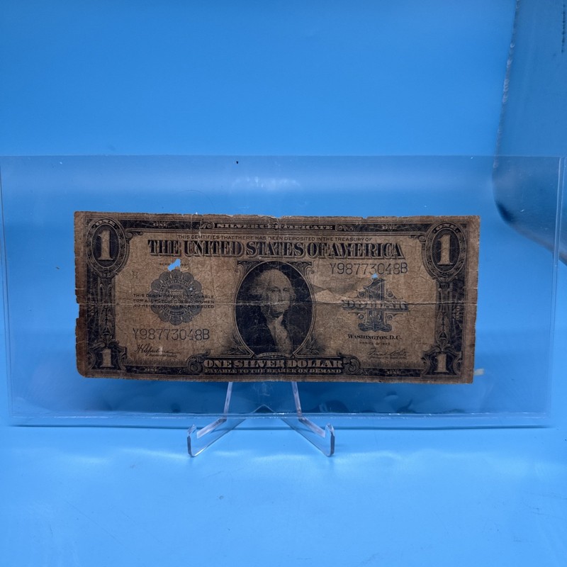 1923 United States One $1 Dollar Horse Blanket Large Silver Certificate #Z