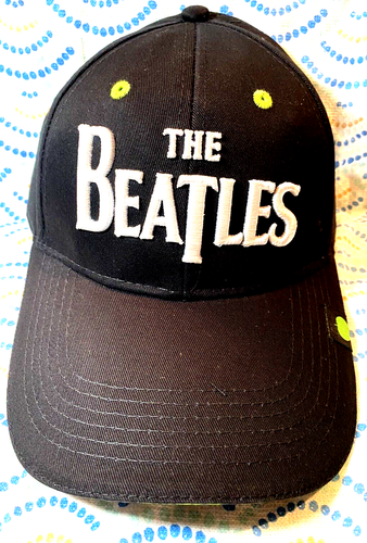 The Beatles: Cappello da camionista con logo Sgt