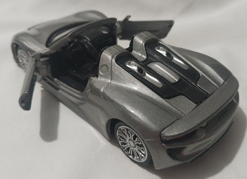 MSZ Porsche 918 Spyder Gray 1:41 Scale Die Cast Rubber Tires Pull Back and Go - Picture 6 of 8