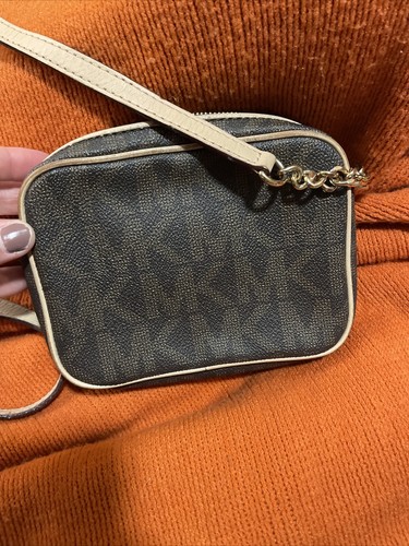 michael kors crossbody purses used - Picture 3 of 6