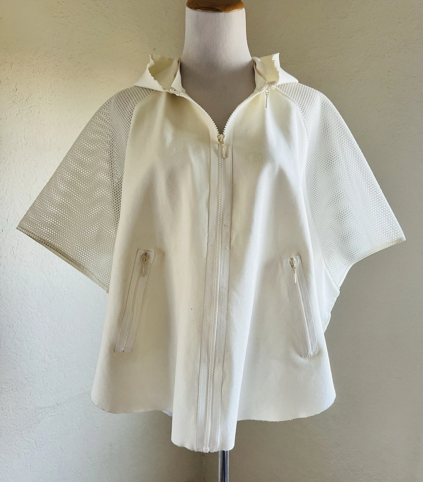 TAHARI Ivory Mesh Scuba Stretch Zip Poncho Removable Hood Short Sleeve Jacket M