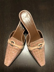alligator mules
