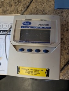 Lathem 7000E Time Clock Working with key, instructions, 100s of blank time cards