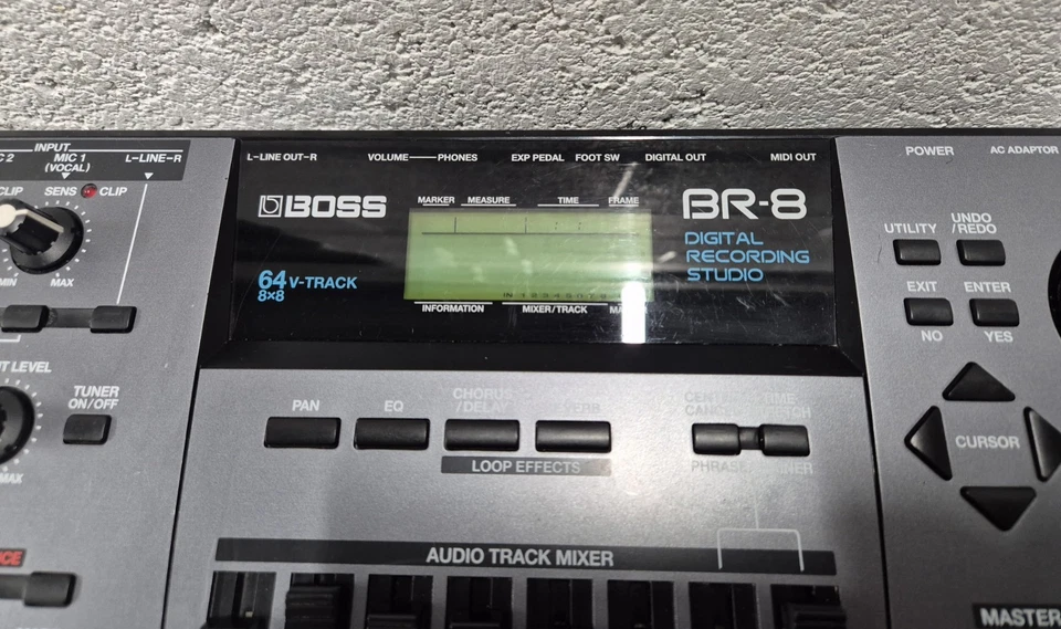 Boss BR-8 Digital Recording Studio MTR Multi Track Recorder Used With Zip Disk. - Image 4 of 4