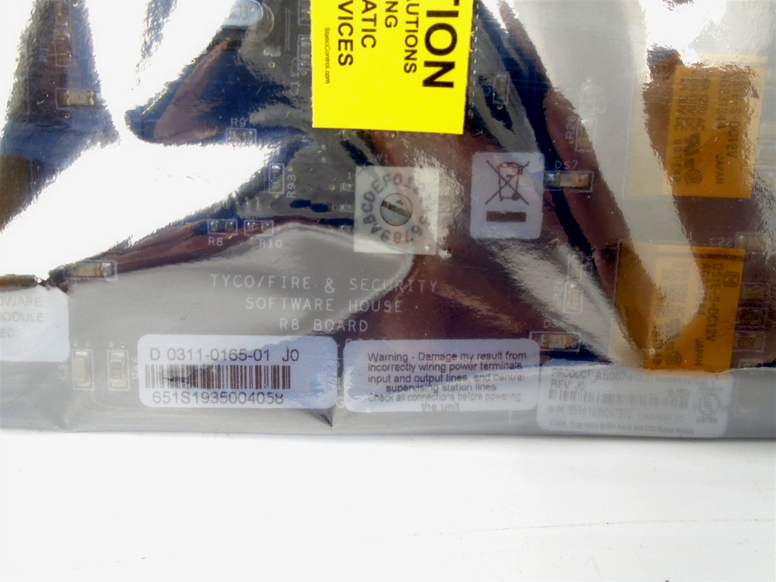 SOFTWARE HOUSE - AS0074-000 - R8 OUTPUT READER BUS MODULE ACCESS CONTROL (NEW)