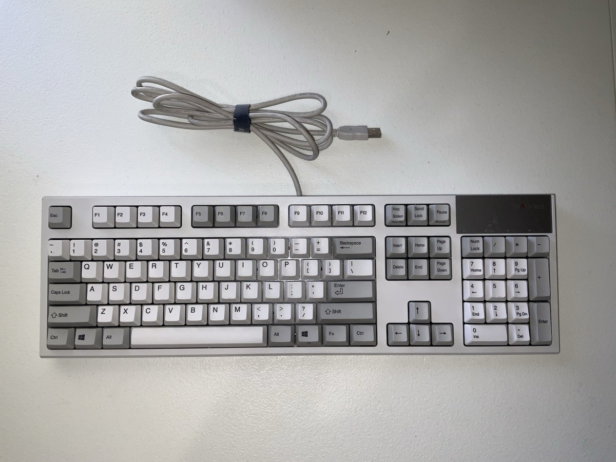 TOPRE CORPORATION REALFORCE R2-US5-IV / AGBZ52 KEYBOARD IVORY | eBay