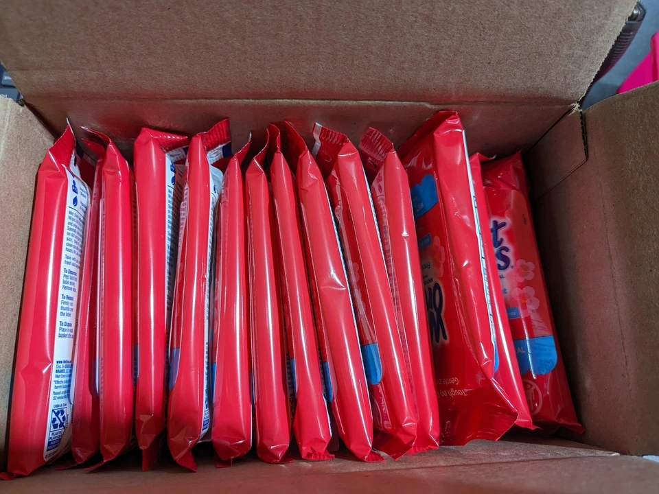 Wet Ones Fresh Scent Antibacterial Hand Wipes 20ct x 30 Packs (600 Total Wipes) - Image 4 of 4