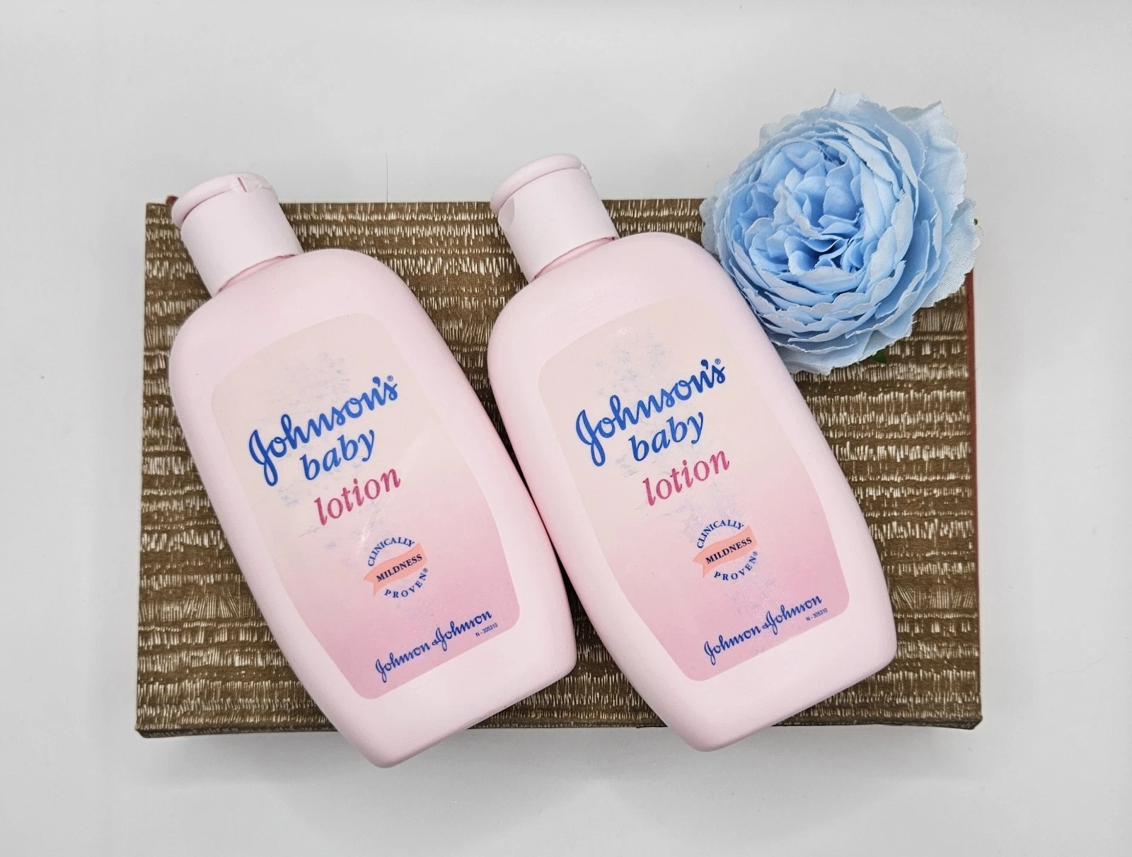 New 2 x 200ml Johnson's Original Pink Baby Lotion ~ *Discontinued*
Opens in a new window or tab