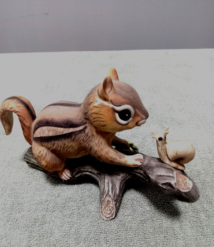 Vtg Adorable Masterpiece By Homco Vintage Porcelain Figurine  Chipmunk & Snail