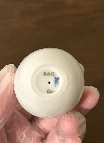 Rare VTG Bing & Grondalh Flow Blue Danish Porcelain Tabletop Egg 692 B&G Denmark - Picture 7 of 7