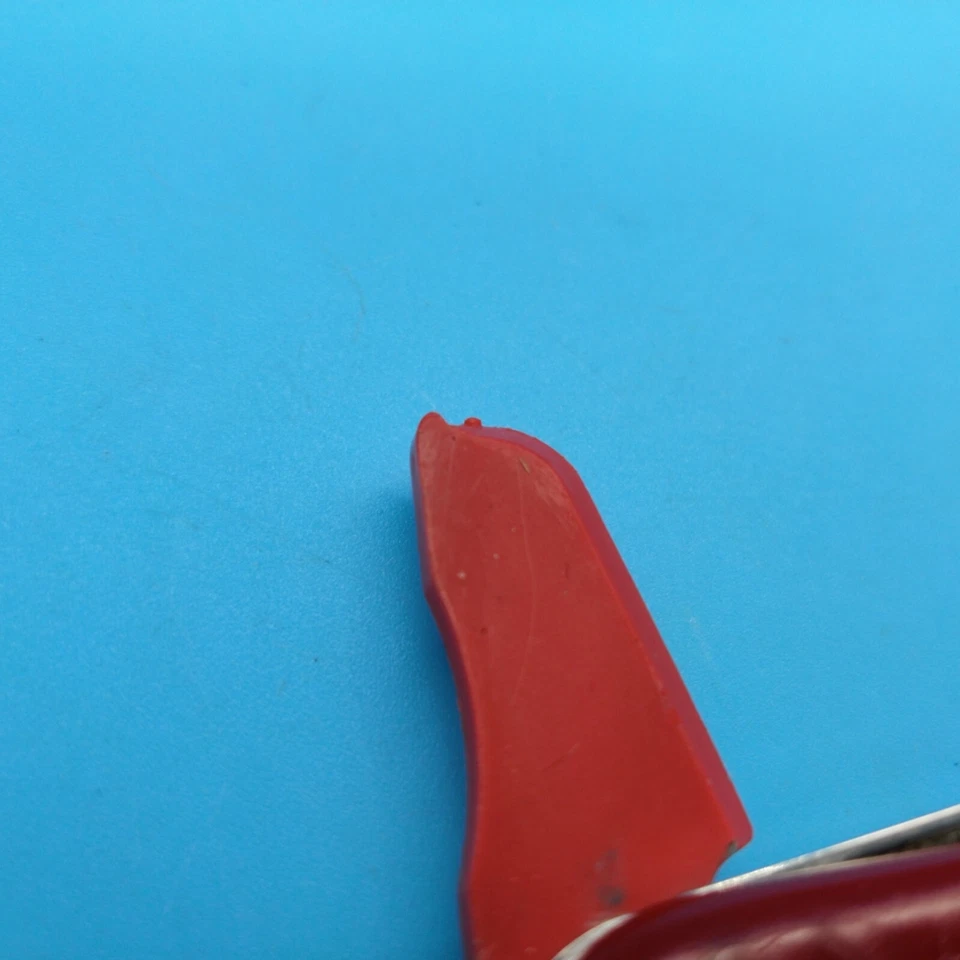 Navaja de Bolsillo Plegable Ejército Suizo Wenger Delemont Skier 16937 Logo Delux Esquiador Foto 2 de 4