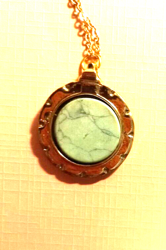 Médaillon Ancien Porte-photo En Métal Doré – Pendentif Vintage Occasion – Bijou Rétro