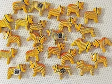 18 VTG TIGERS CAT BEADS ANIMAL 3-D WOOD HAND PAINTED JEWELRY FINDINGS LOT CRAFTS