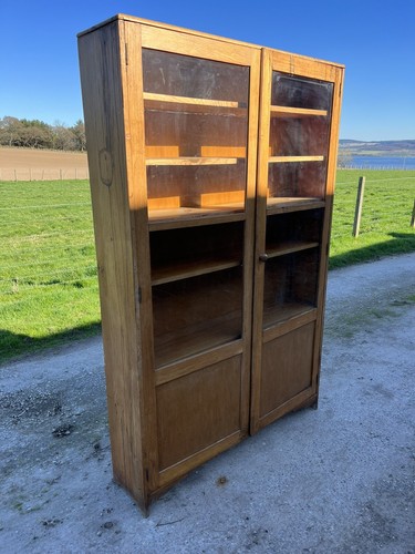 Large Oak Bookcase / Cupboard / School Cupboard / Shop Fitting - Picture 4 of 16