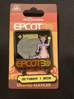 DISNEY WDW EPCOT 30TH ANNIVERSARY 8-BIT FIGMENT SPACESHIP EARTH PIN ON CARD LE