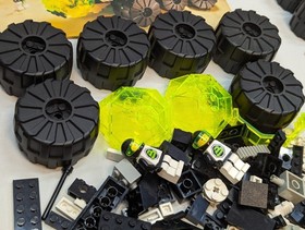 Lego Space 6941 6933 6896 6877 Battrax Spectral Starguider Blacktron MTron