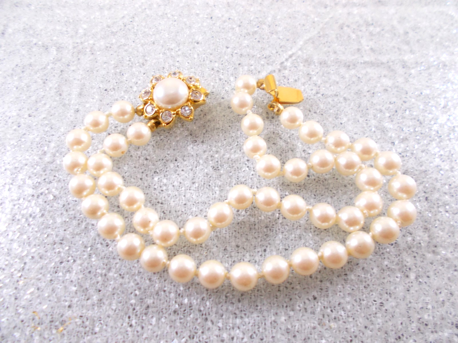 Double Strand Faux Pearl Bead Bracelet Rhinestone Flower Clasp Free Shipping