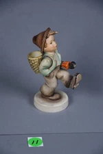 RARE TMK-2 Goebel M I Hummel “Globe Trotter” Figurine #79