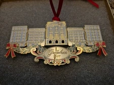 Iconic Greenbrier Resort Hotel 2007 Exclusive Annual Holiday Christmas Ornament