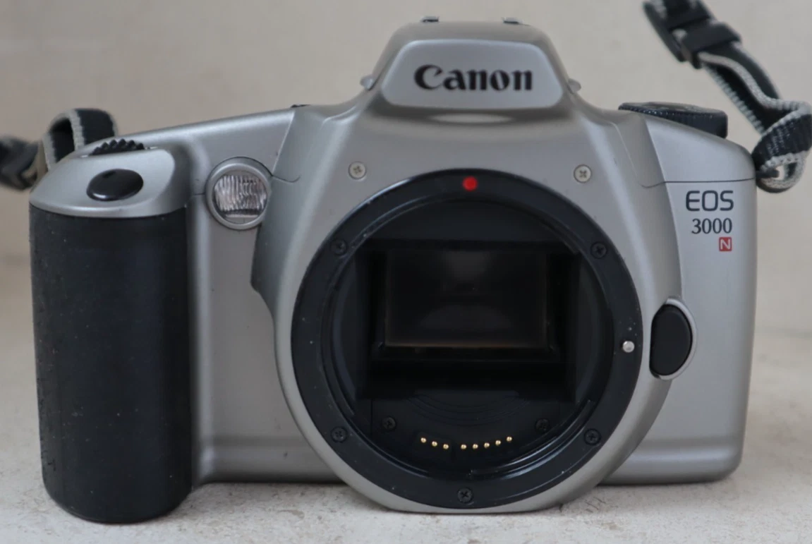 Appareil photo argentique canon eos 3000 d'occasion - Photo, audio & vidéo