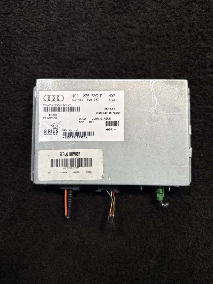 Блок управления спутникового радиоприемника 2008 Audi A6 Sirius от оригинального производителя 4E0035593F - Изображение 2 из 4