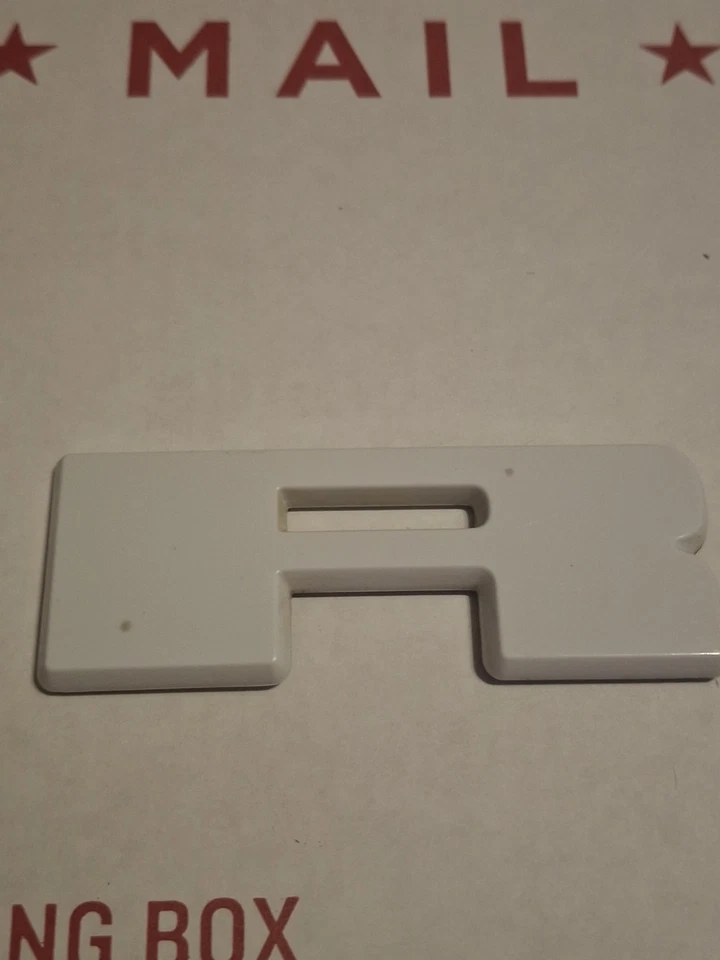 Letras/emblemas traseros Ford Bronco Pearl 21-24 OEM. Usado...."LEER DESCRIPCIÓN". Foto 4 de 4