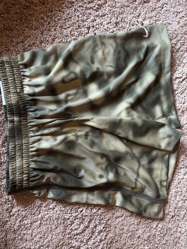 Nike Shorts Basketball Size Boys Girls M NEW $40 MSRP - Picture 2 of 2