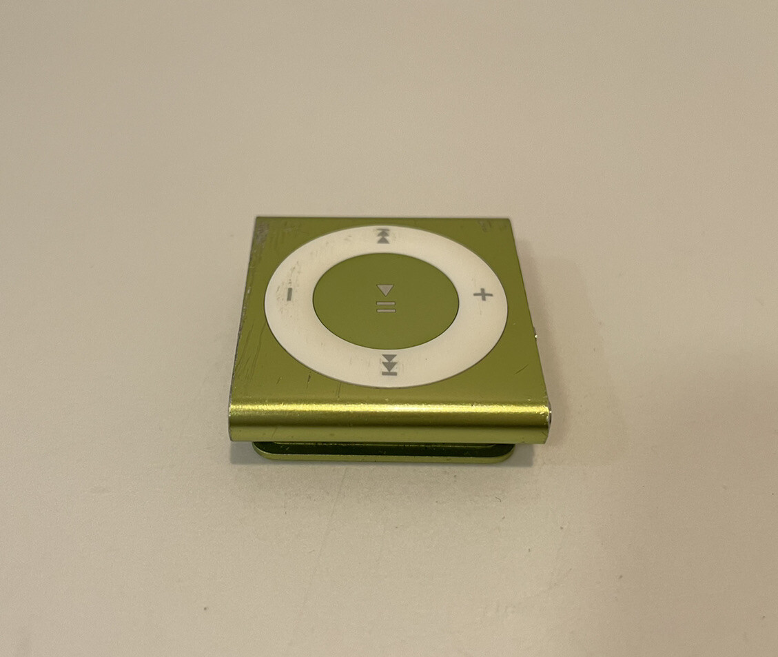iPod shuffle　Green Apple iPod Shuffle 4th Generation, Lime Green
