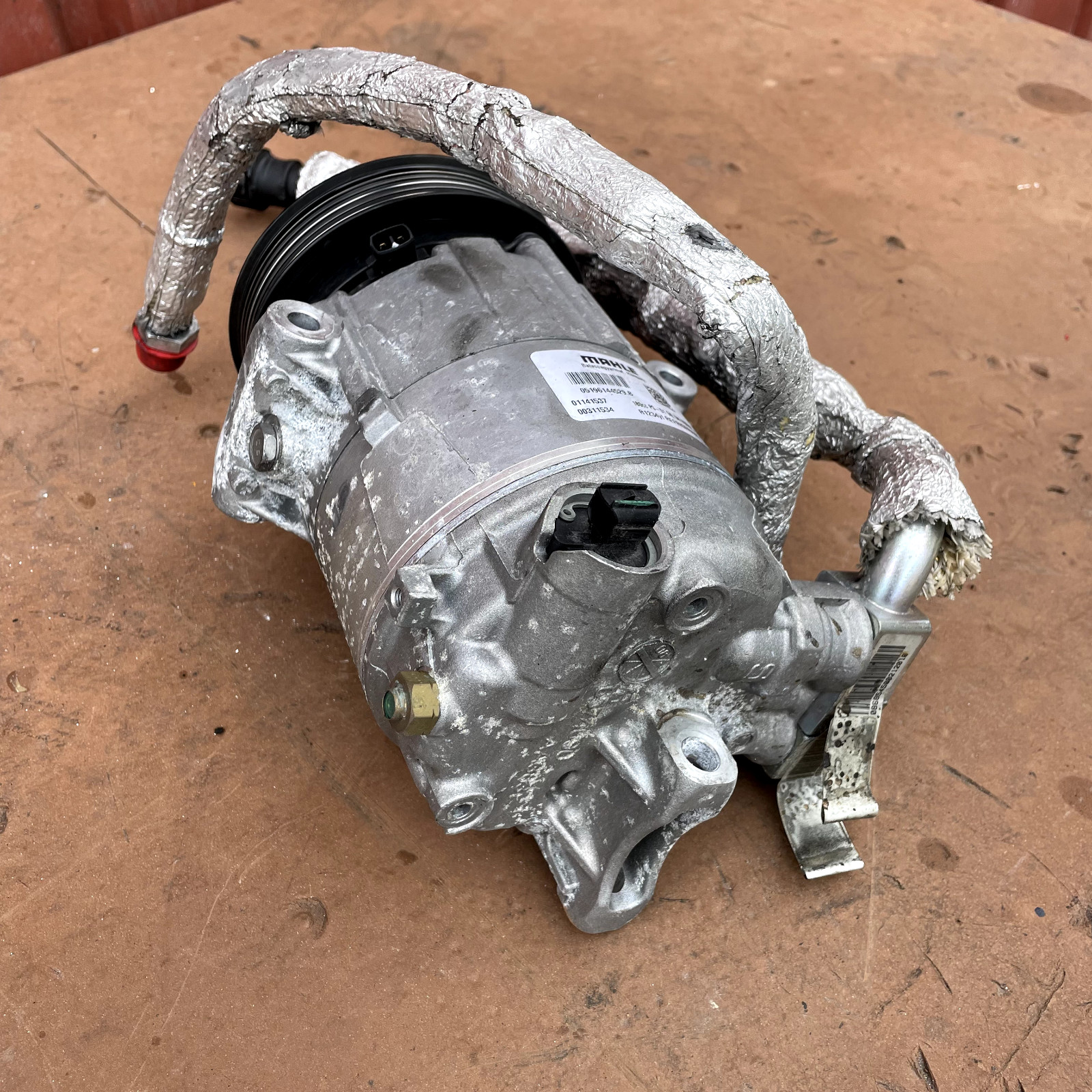 Ferrari 488 GTB Spider California T  GTC4 Lusso T  AC Compressor 311534 OEM