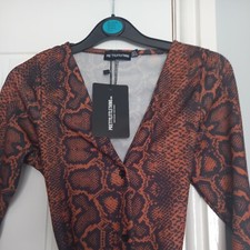 Ladies Nwt Pretty Little Thing Leapord Butteb Up Shrt Dress With Buckle Belt...