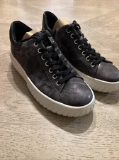 NIB Sofft Parkyn Leather Comfort Platform Sneaker Black Camo 8M