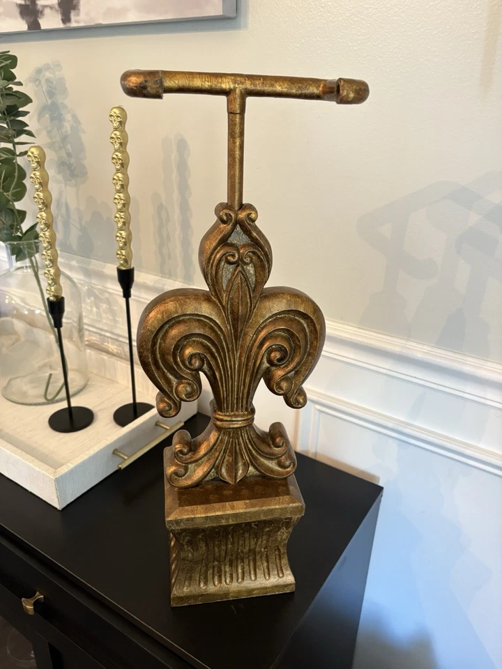 Soporte de papel higiénico vintage de metal dorado Harina De Lis Foto 2 de 3