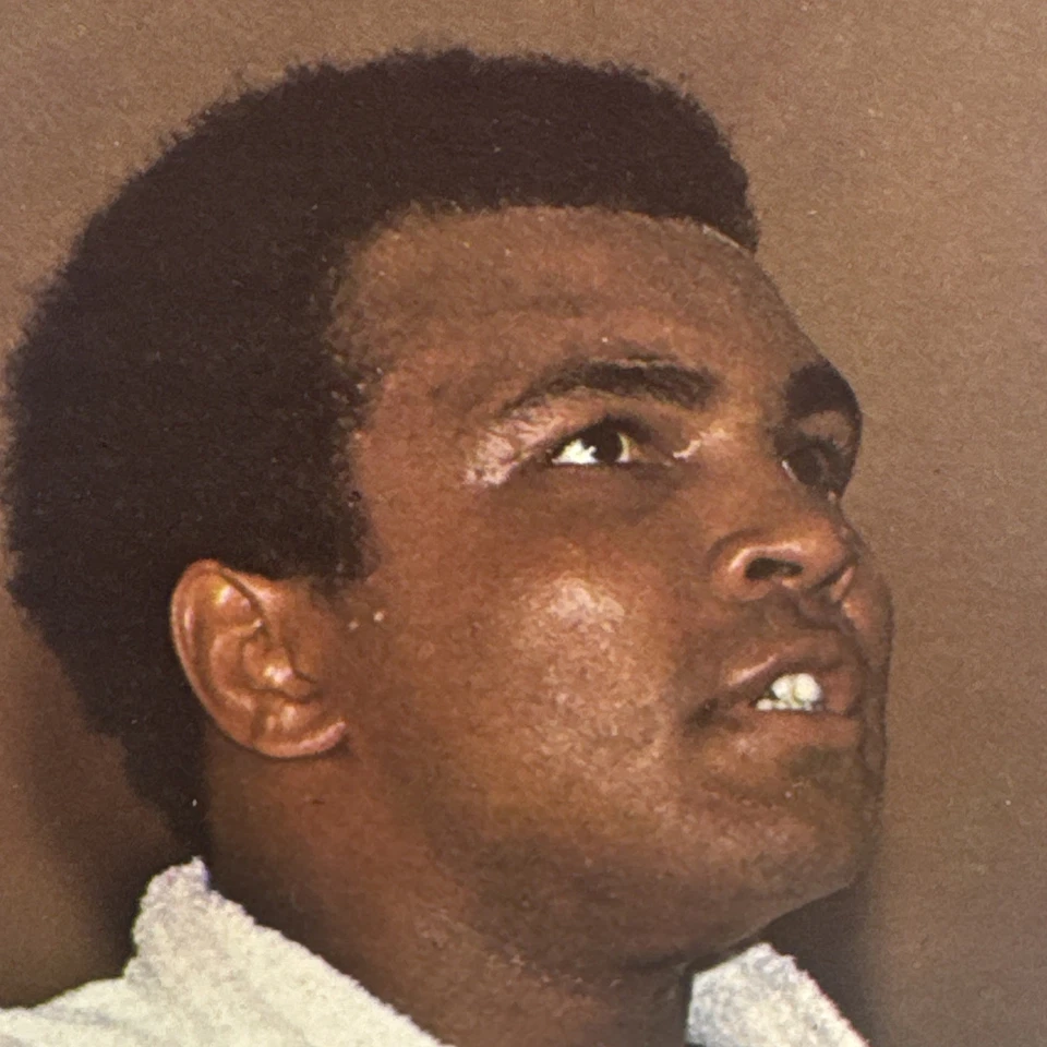 1977 FOTO DE CARTÃO DE BOXE SPORTSCASTER MUHAMMAD ALI O MAIOR RARO HTF ITÁLIA - Imagem 3 de 4