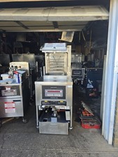 HENNY PENNY PFG691 High Volume 8-head Pressure Fryer NATURAL GAS