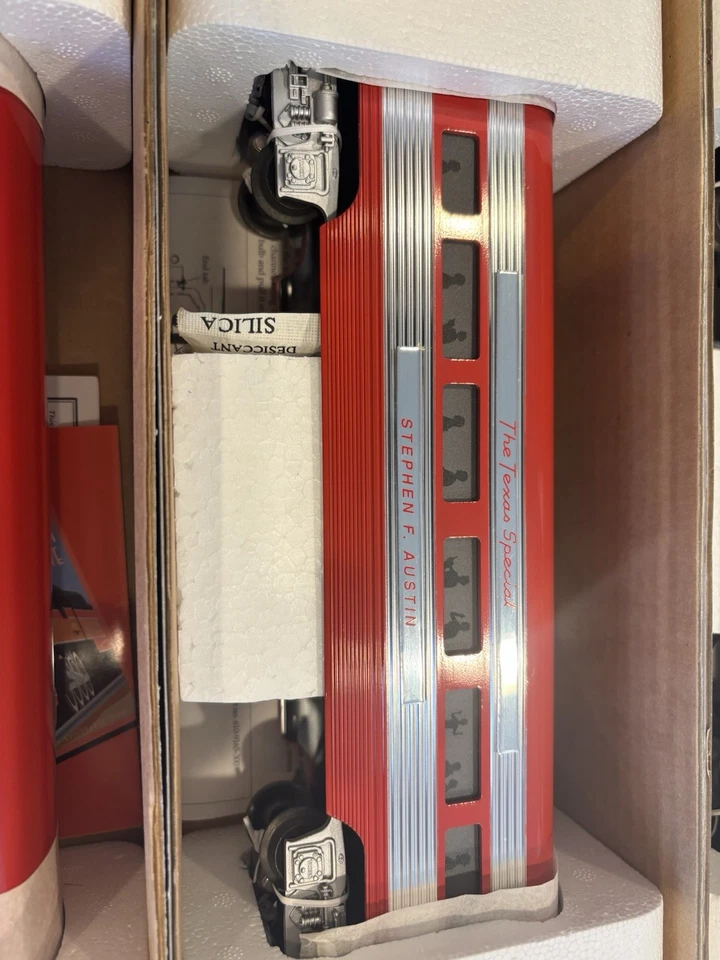 Lionel 29129 Texas Special Aluminum Passenger Car Set - C8/9 - Unrun - Image 4 of 4