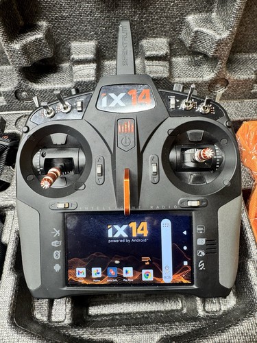 Spektrum IX14 Transmitter With Case 20 Channel 2.4 GHZ RC Airplane Radio