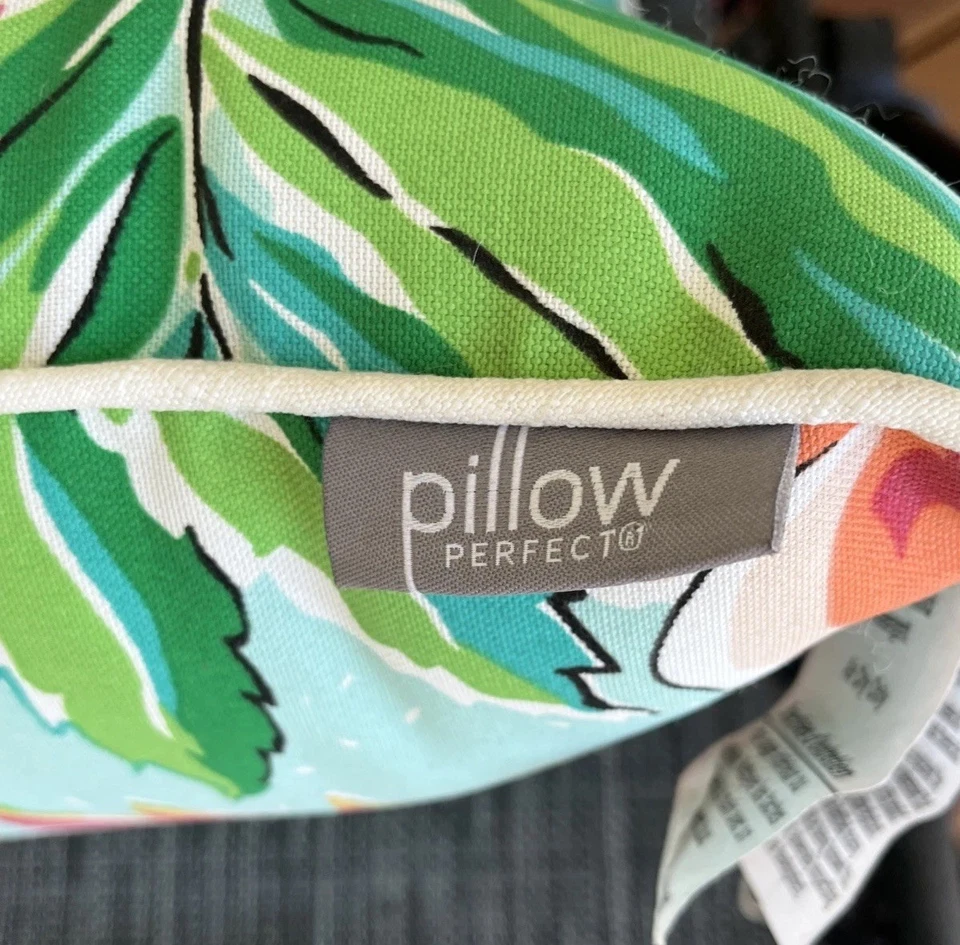 Almohada Perfecta Brillante Floral Interior/Exterior Acento Almohada Relleno de Felpa Foto 3 de 4