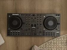 Numark Mixtrack Platinum FX 4 Deck DJ Controller Serato USB Mixer Work Good Look
