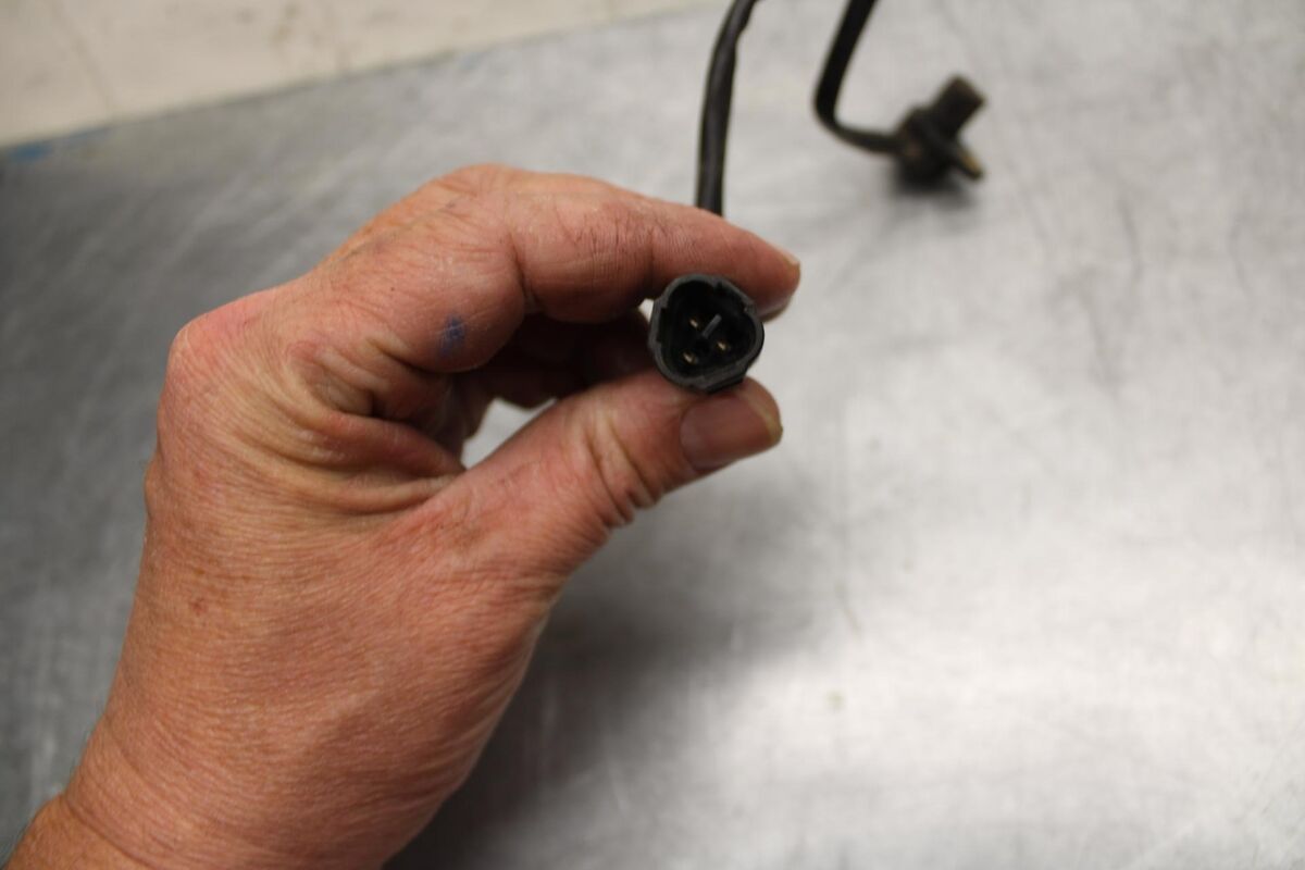 06-07 KAWASAKI NINJA ZX14R SPEED SPEEDOMETER SENSOR BB466 | eBay