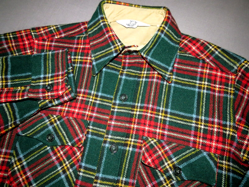 Men's Vintage WOOLRICH Long Sleeved Plaid Wool Blend Button Up Shirt Large