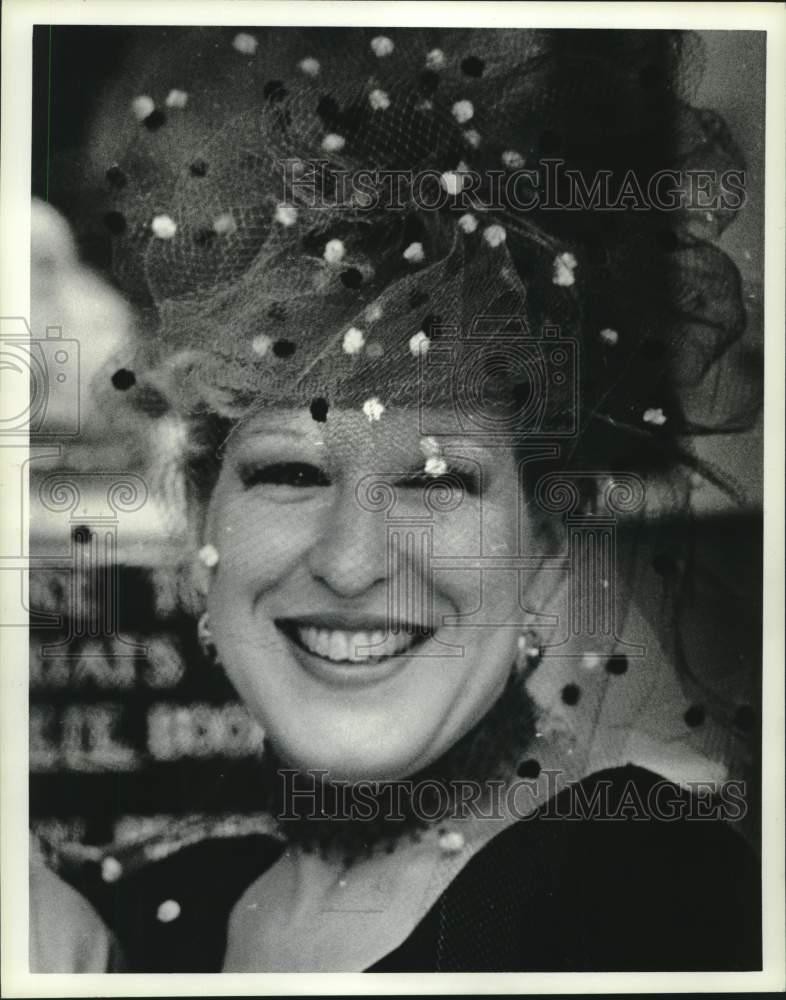 1983 Press Photo Boston-Actress Bette Midler during Book Signing - lrx43365