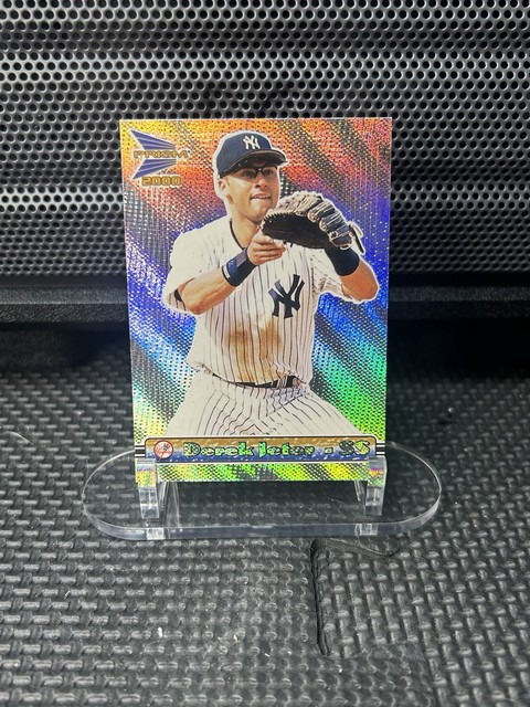 2000 Pacific Prism - Derek Jeter #99