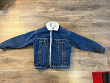 Levis San Francisco Sherpa Lined Denim Trucker Jacket Made in USA size Medium