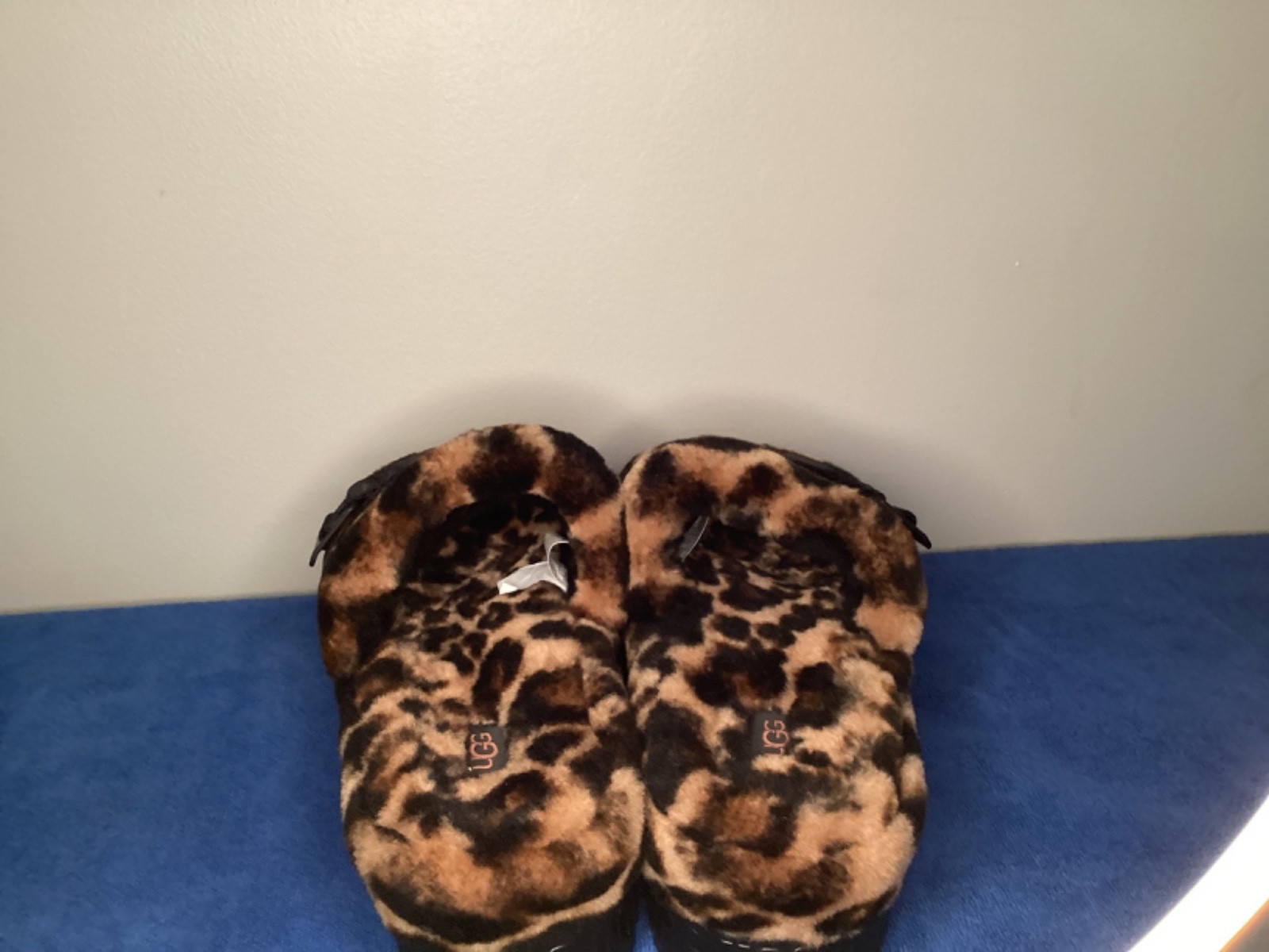 UGG Women's Fluffita panther print slipper slides image 2