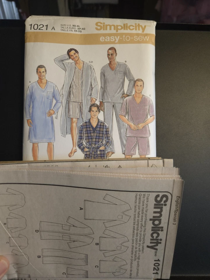 Simplicity 1021 Men's Pajamas Tops, Pants, Shorts, Nightshirt & Robe Sz XS-XL UC - Image 3 of 3