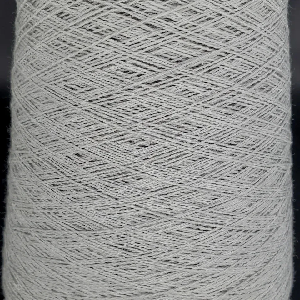 Algodón teñido 8/2 - conos de 1 lb Foto 2 de 4