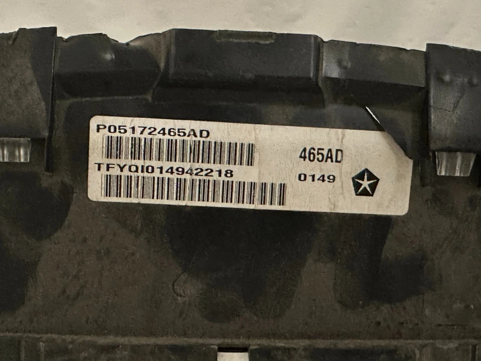 Grupo de velocímetros Chrysler Town&Country 2009/Dodge Caravan 109.677 millas Foto 3 de 3