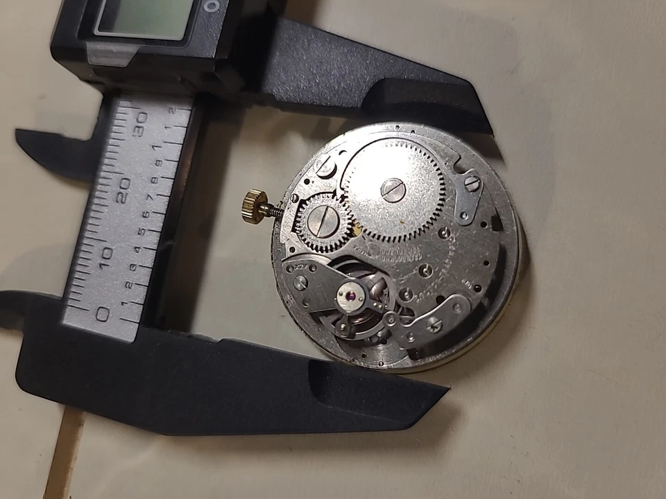 Reloj Bolsillo LUCERNA Vintage Hecho en Suiza Movimiento Mecánico Funciona Foto 3 de 4